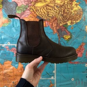 Dr Martens 2976 Crazy Horse Brown Leather Chelsea Boots